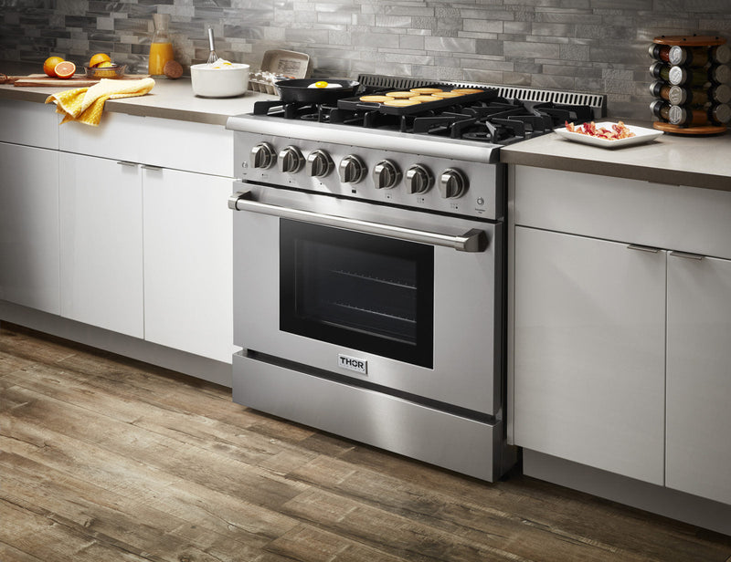 Thor Kitchen 36 Inch Professional Gas Range in Stainless Steel HRG3618U